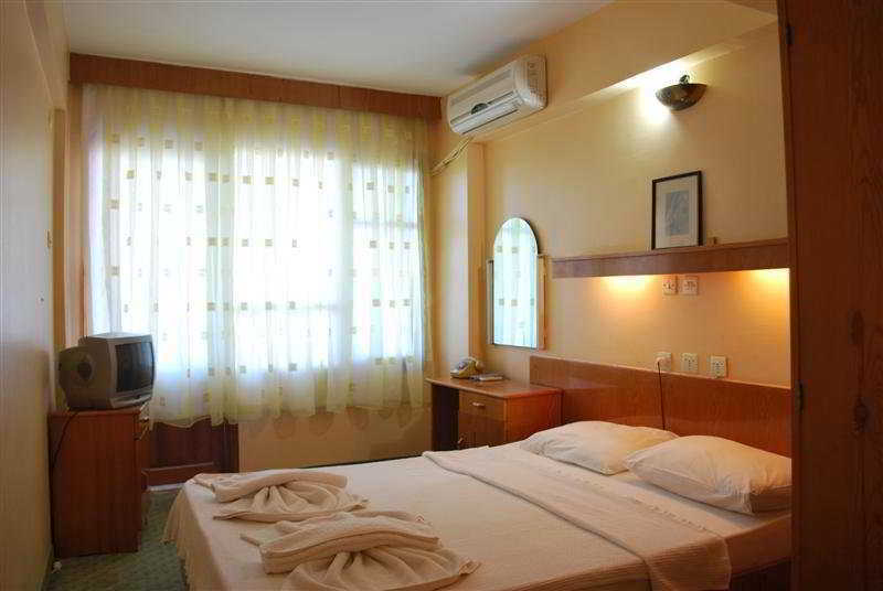 Marla Hotel Дидим Екстериор снимка