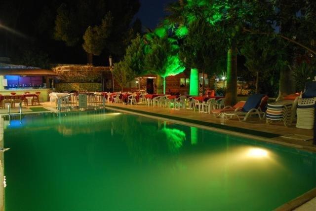 Marla Hotel Дидим Екстериор снимка