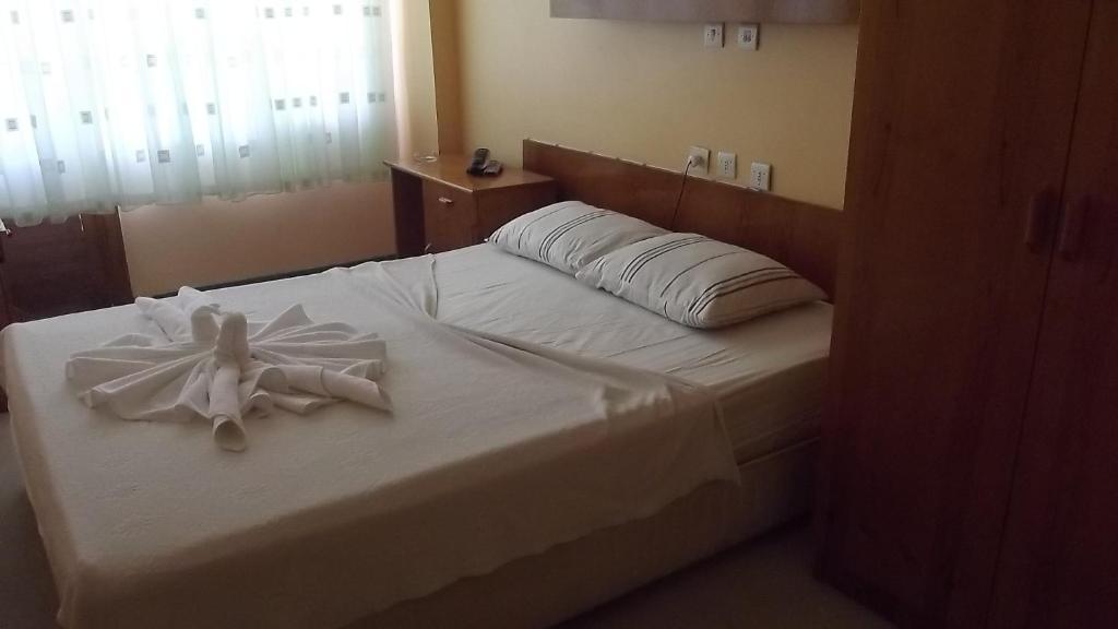 Marla Hotel Дидим Екстериор снимка